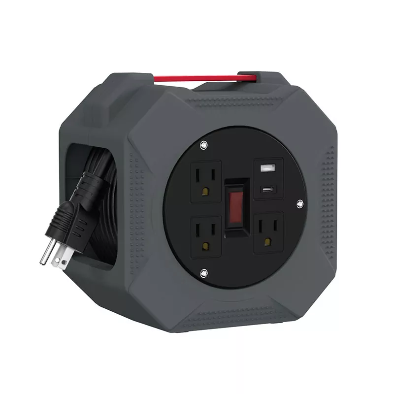 Este introducerea bobinei de cablu din plastic USB 2.4A cu 3 ieșiri cu un cablu de 30 ft o dezvoltare recentă? Este introducerea bobinei de cablu din plastic USB 2.4A cu 3 ieșiri cu un cablu de 30 ft o dezvoltare recentă?